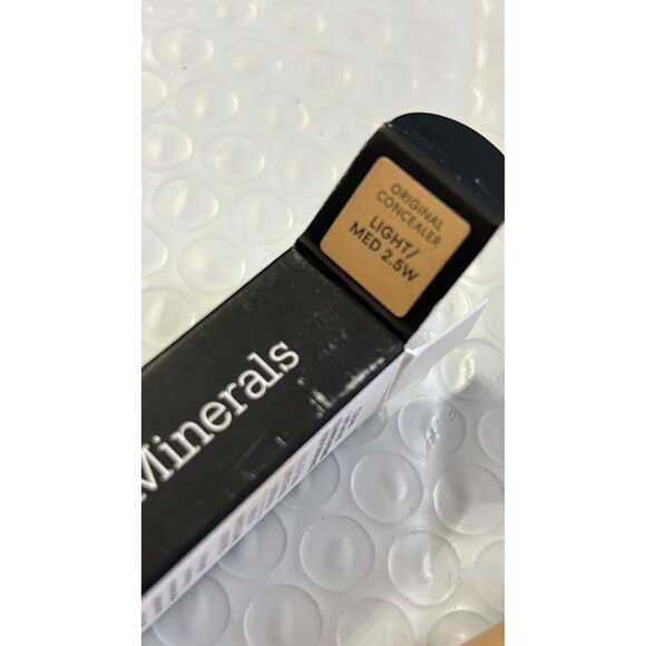 BareMinerals Original Liquid Mineral Concealer Light/Medium 2.5W (ivory) New - Picture 5 of 10
